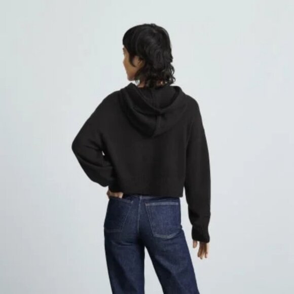 Everlane The Cropped Hoodie In Recycled cashmere - Picture 2 of 5